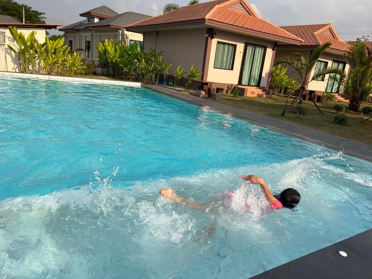 Tinna Resort Ban Nong Mai Ngam Zewnętrze zdjęcie