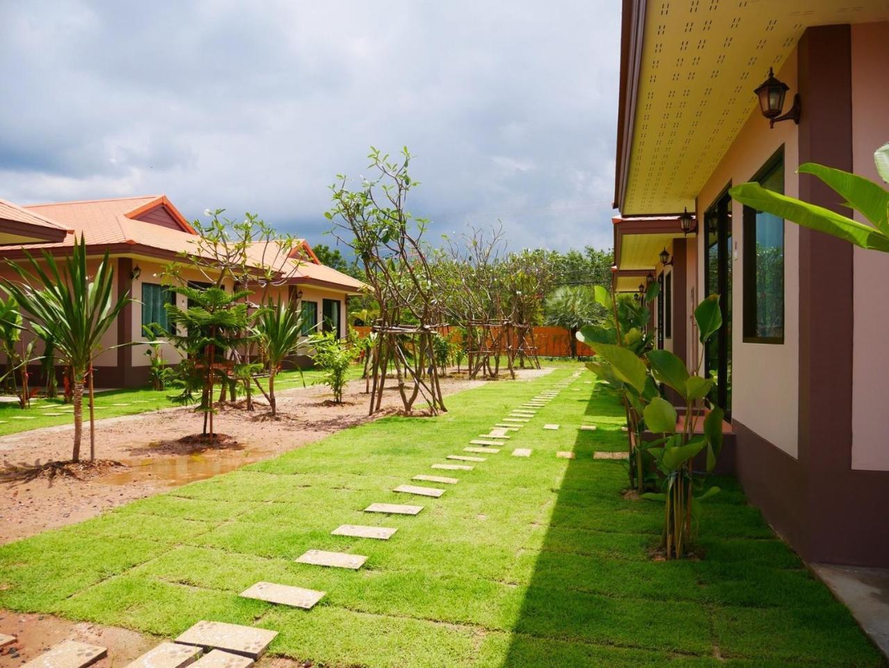 Tinna Resort Ban Nong Mai Ngam Zewnętrze zdjęcie