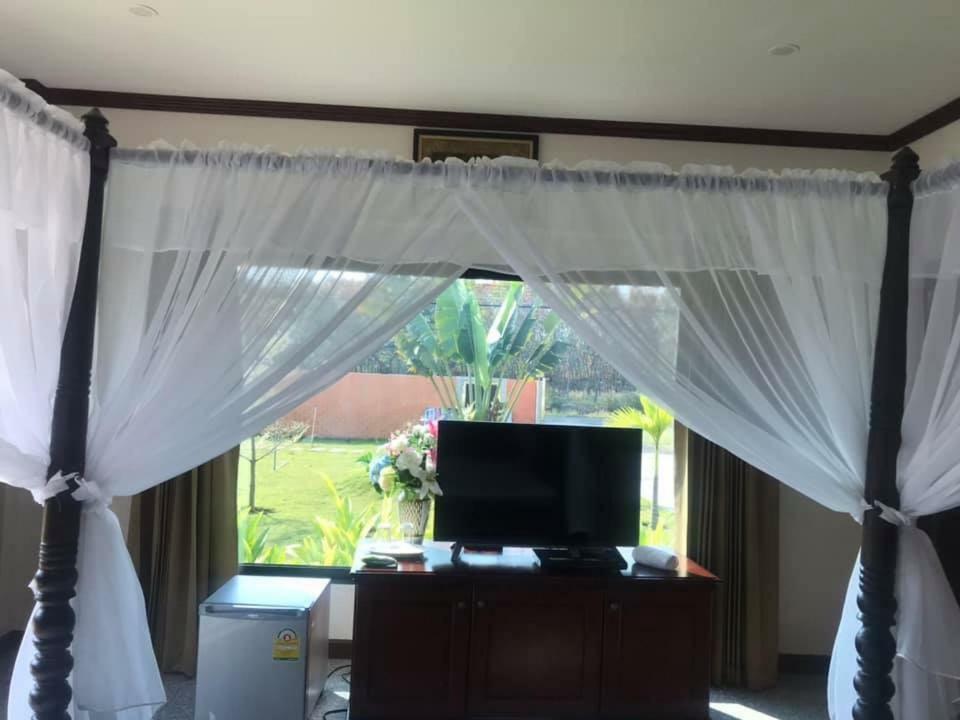 Tinna Resort Ban Nong Mai Ngam Zewnętrze zdjęcie