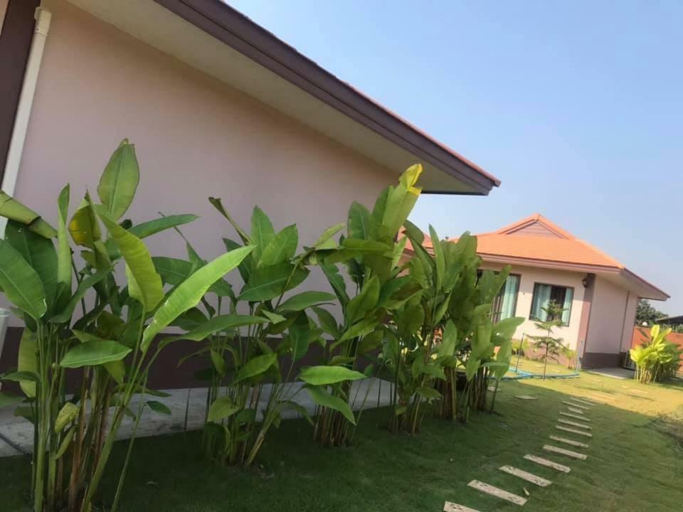 Tinna Resort Ban Nong Mai Ngam Zewnętrze zdjęcie